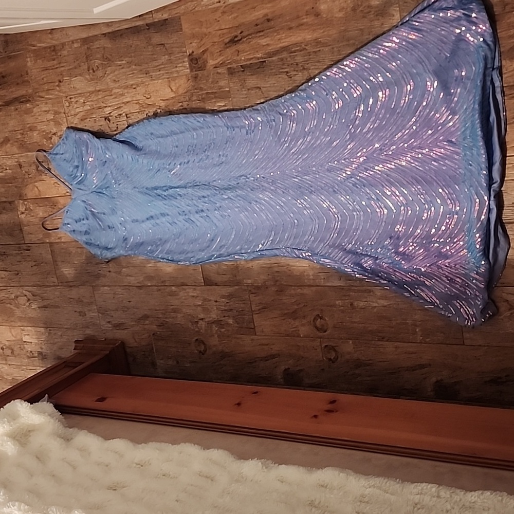 Mermaild sequins blue dress large